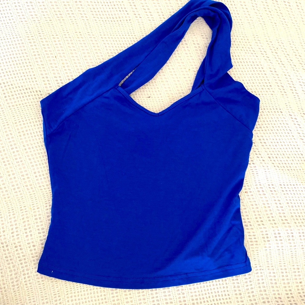 Blue top